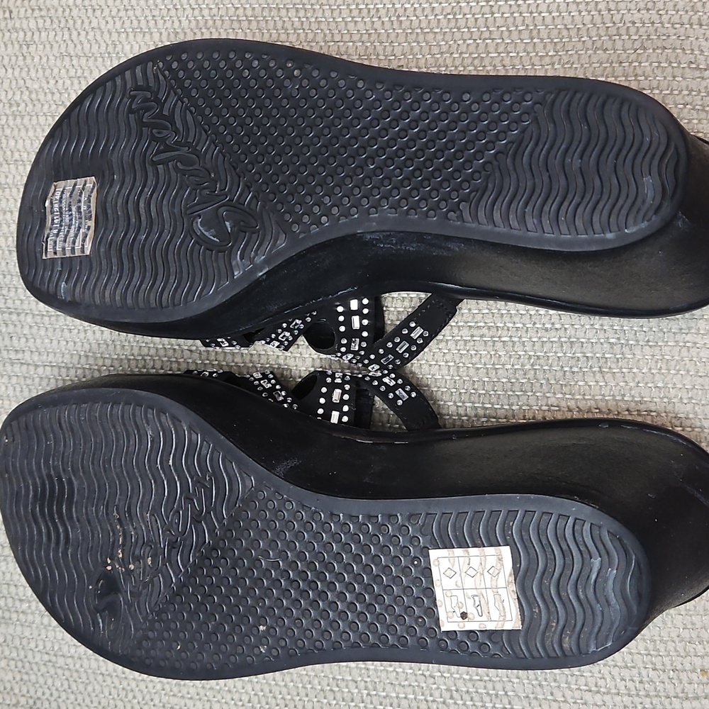 Skechers Black Wedge Slide Sandals Rhinestone Accents Women's 11 Black - Picture 7 of 15